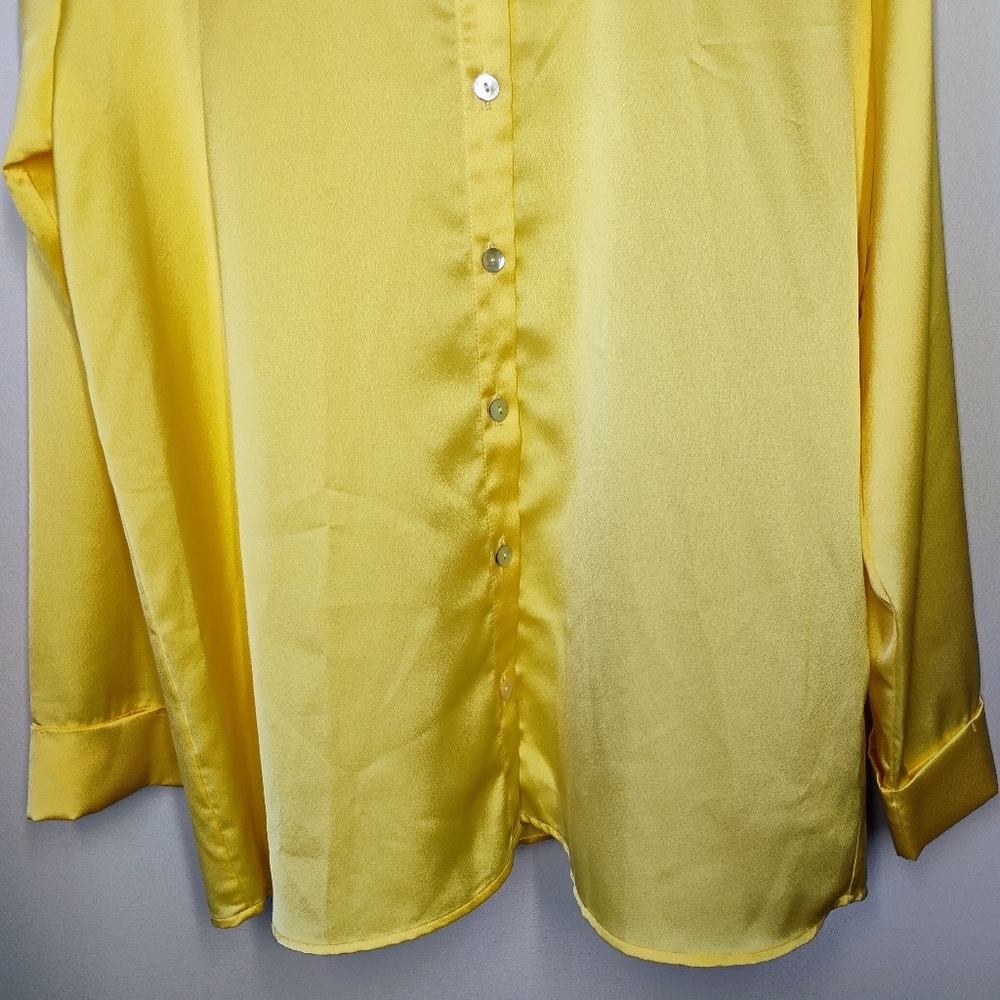 Show Me Your Mumu Smith Button Down Top Womens Medium Butter‎ Yellow Satin NEW - Picture 4 of 13